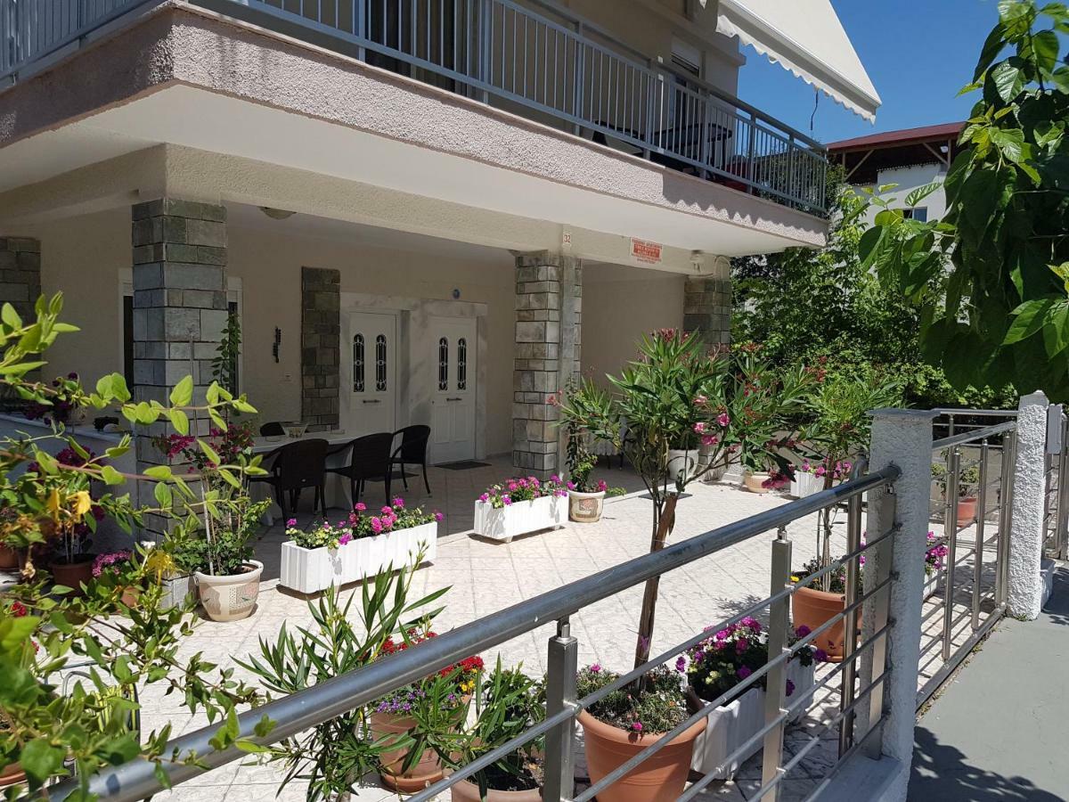 Frideriki Apartments Olympiaki Akti Exterior photo